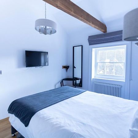 Apartment 6 At Number 8: City Centre, 1 Bedroom, Sofa Bed In Lounge Кентърбъри Екстериор снимка